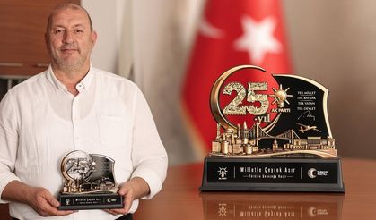 Cumhurbaşkanı Erdoğan’dan Mustafa Göksel’e 25. Yıl Plaketi