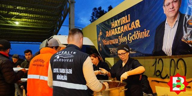 Ayvalık'ın iftar sonrasında 2 bin kişi oruç açtı