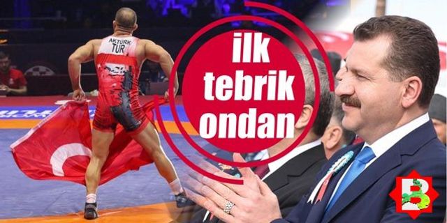 Feyzullah Aktürk bizim başkanı gururlandırdı