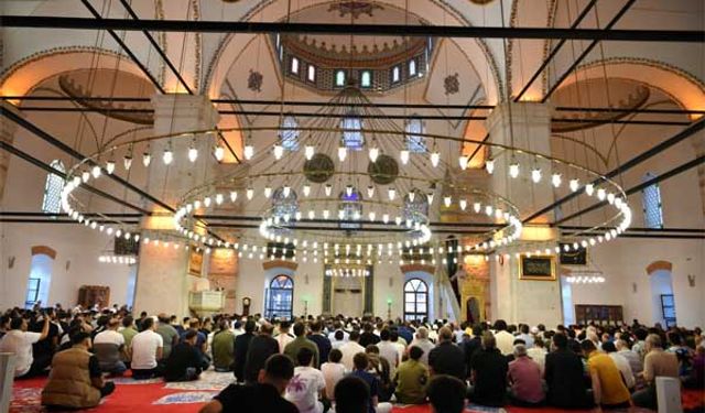 Balıkesir'de Hatimle Teravih Namazı kılınacak camiler