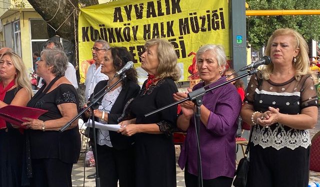 Panayırda Türk Halk Müziği ziyafeti