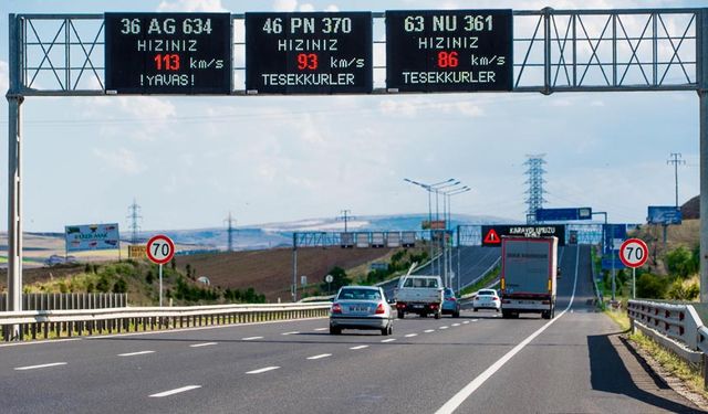 Karayollarında hız sınırları ve trafik levhaları yenileniyor