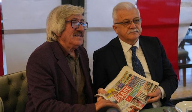 Deveciler, çalışan gazetecileri yine unutmadı