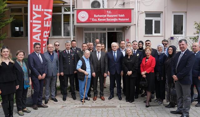 Burhaniye bayramlaşma töreninde buluştu