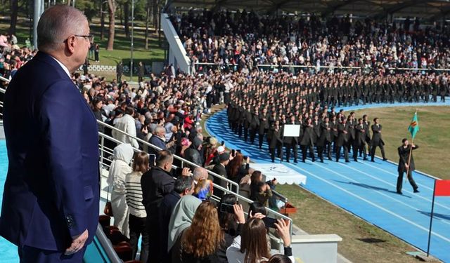 Bakan Güler Balıkesir'de konuştu: PKK koşulsuz silahları teslim etmelidir