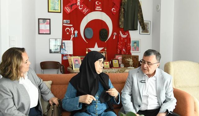 Altıeylül'de Şehirli'den duygu yüklü ziyaretler