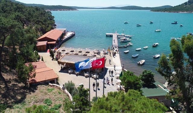 Ayvalık mavi bayraklı plajlarıyla zirvede