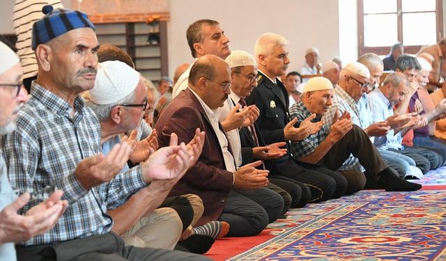 15 Temmuz şehitleri için Balıkesir'de mevlit