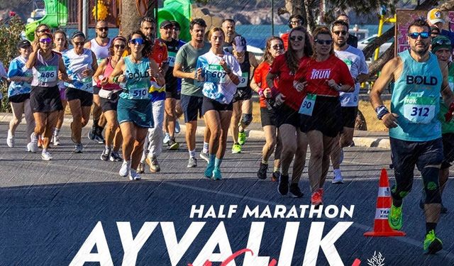 Ayvalık Kurtuluşunu Uluslararası Maratonla kutluyor