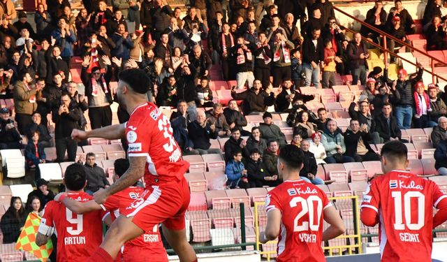 Balıkesirspor kendini affettirdi, Zirve yürüyüşüne devam