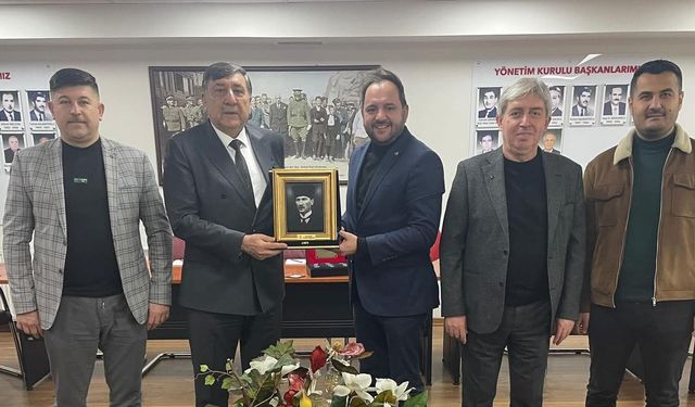 Mehmet Çetin, MHP Altıeylül Teşkilatını ağırladı