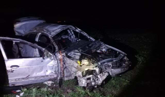 Balıkesir'de trafik kazası: 1 ölü, 1 ağır yaralı var