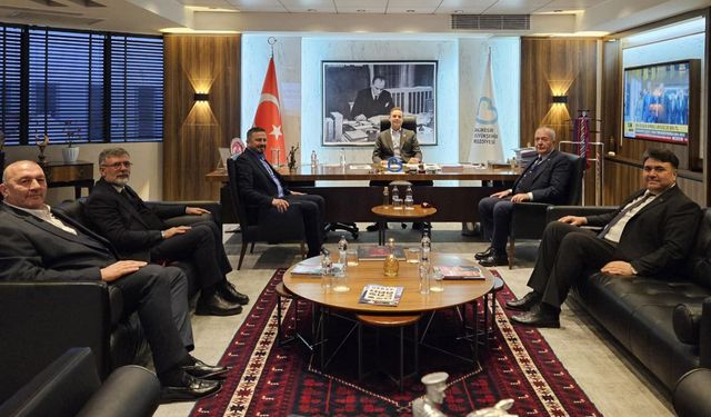 AK Partili başkanlar Ahmet Akın ile başa başa