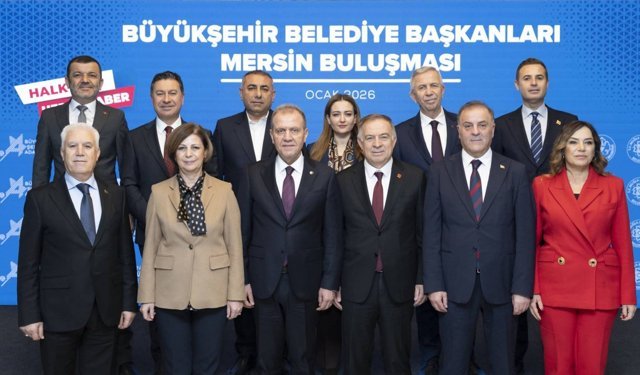 Ahmet Akın, CHP'li Büyükşehirler zirvesinde