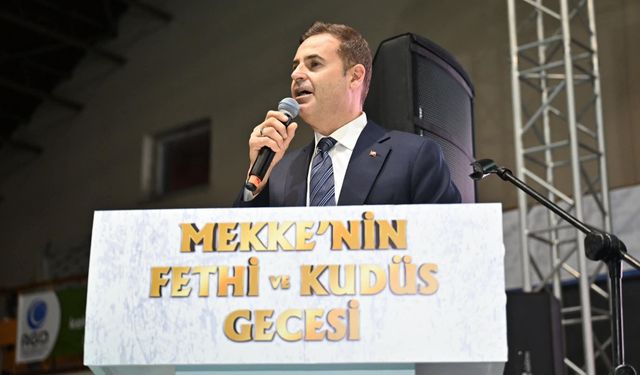 Ahmet Akın, Mekke'nin Fethi gecesinde