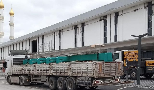 Bigadiç'de Kapalı Pazar Yeri Tekstil Atölyesi oluyor