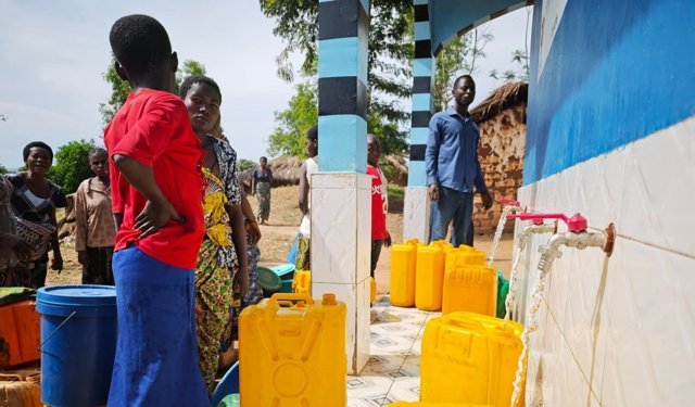 Balıkesir’den Afrika’ya Hayat: Kongo’da Su Kuyusu Açıldı