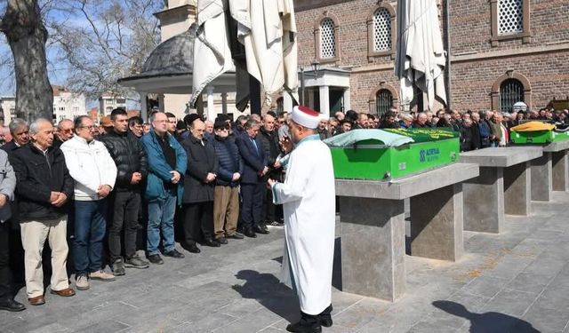 Zağnos Paşa'nın emektar türbedarı Yener amca vefat etti
