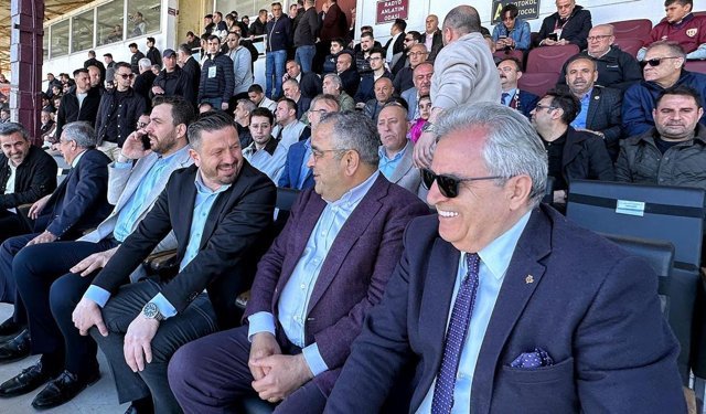 Bandırmaspor - Amedspor maçına siyasetçi ilgisi