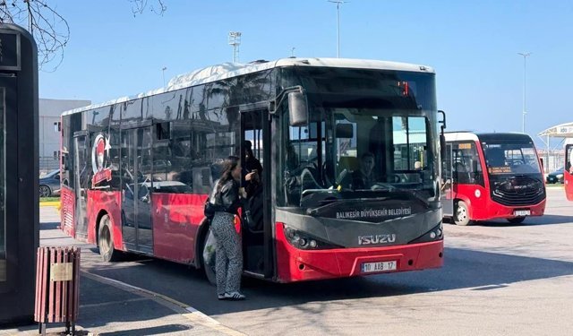 Altıeylül’de Köy Hatlarının Kalkış Noktası Değişti