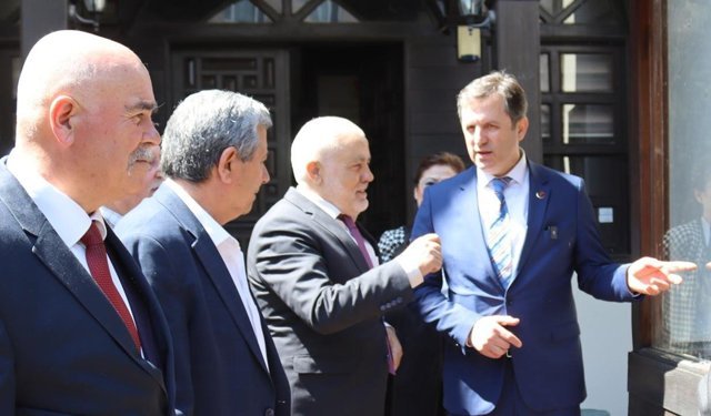 Türker Yörükçüoğlu’ndan Yerel Basına Destek Mesajı