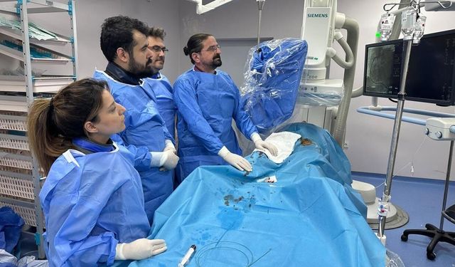 Kalbe Dokunan Doktora, Kalpten Gelen Şiir