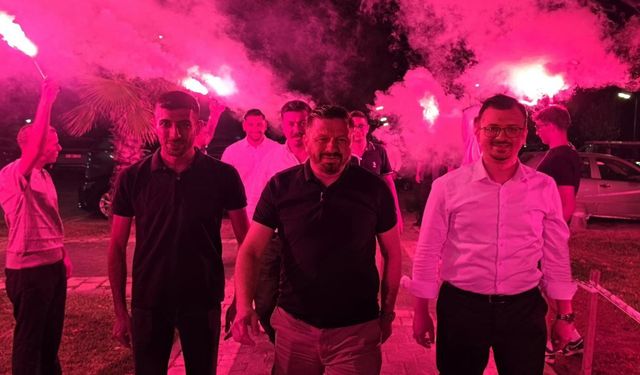 AK Parti Balıkesir Teşkilatı Edremit'te Gençlerle Buluştu