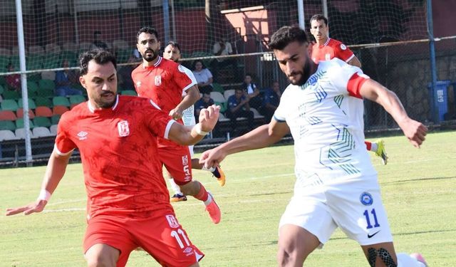 Balıkesirspor Alanya'da 3 puanı 3 golle aldı