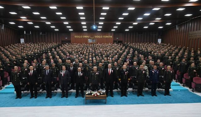 Kara Astsubay MYO'da yeni Eğitim-Öğretim yılı ilk dersi