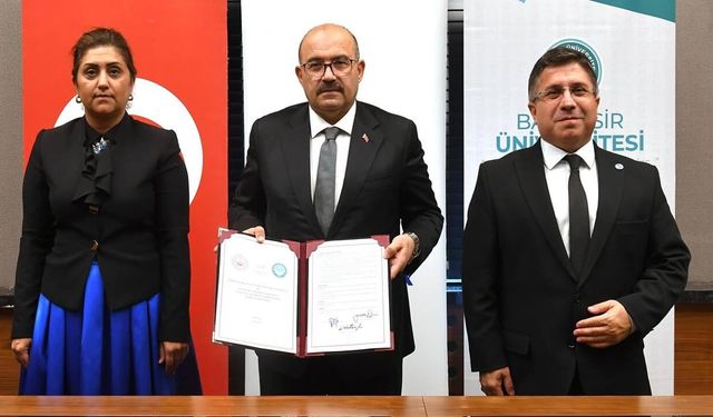 Balıkesir'de yaşlılara geriatrik yaklaşım desteği