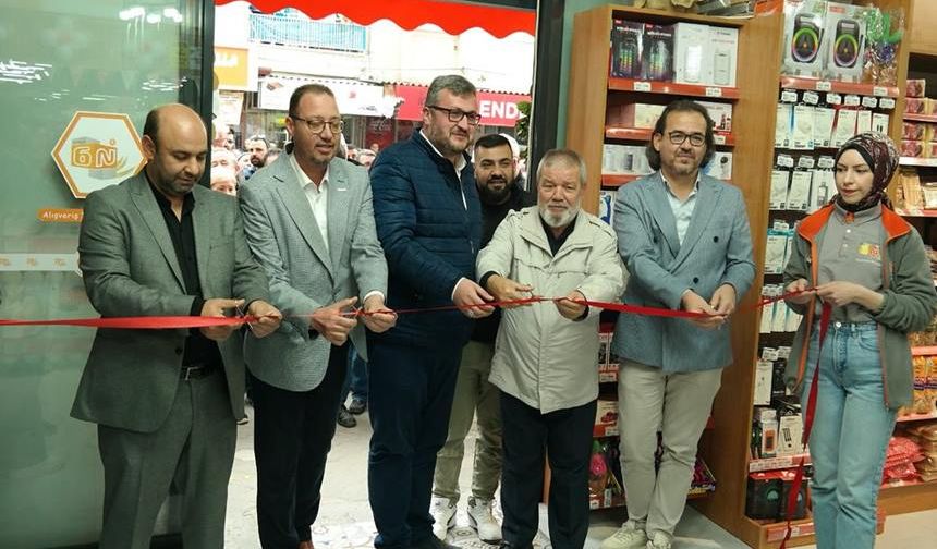 Balıkesir markası 6N Market 32. Şubesini açtı