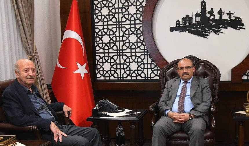 Balıkesir'in son Bakanından Vali'ye sürpriz ziyaret
