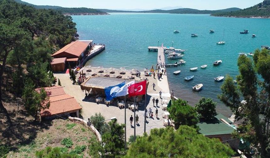 Ayvalık mavi bayraklı plajlarıyla zirvede