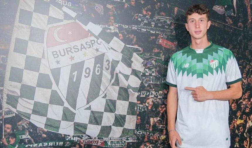 Kepsutlu Enes Kaya, Bursaspor'a profesyonel imza attı