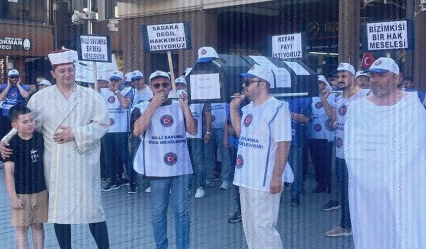 Kamu işçisinden imam, kefen ve tabutlu eylem