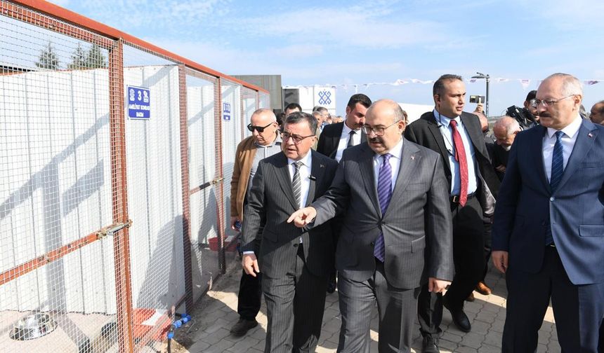 ALTIEYLÜL’DEN CAN DOSTLARA SICAK YUVA