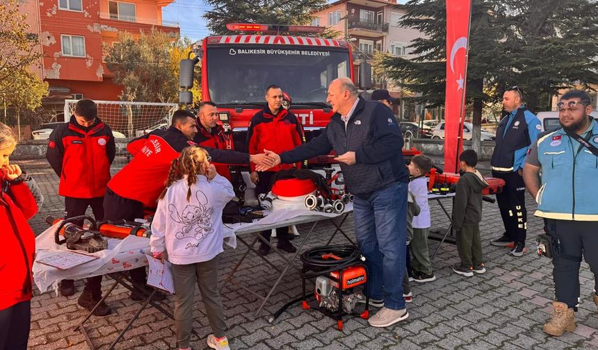 Bigadiç’te Çocuklara Afet ve Acil Durum Eğitimi Verildi