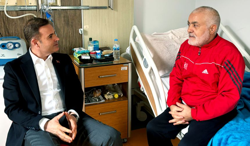 Akın'dan Demir'e geçmiş olsun ziyareti