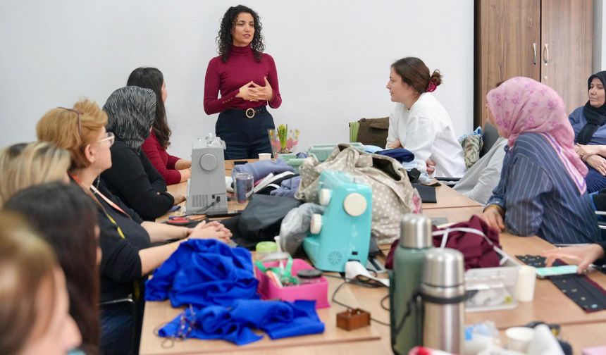 Burhaniye'de "Duygu ve Düşünce Yönetimi” dersi