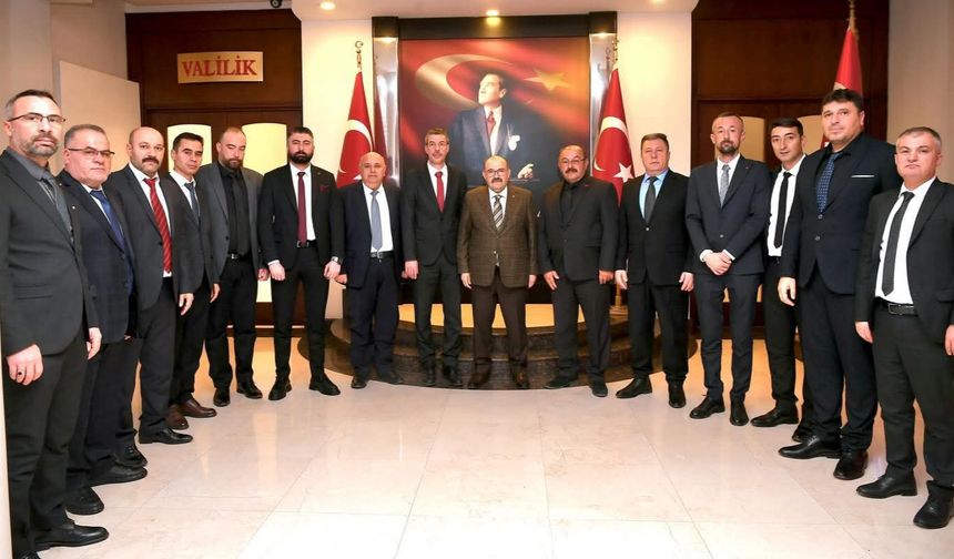 ŞOFÖRLER ODASI’NDAN VALİ USTAOĞLU’NA ZİYARET
