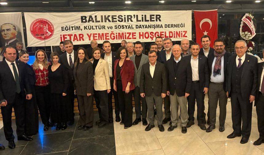 İzmir’de Balıkesirliler İftarda Buluştu