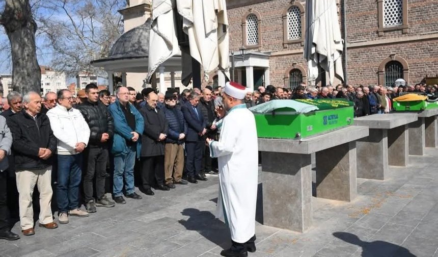 Zağnos Paşa'nın emektar türbedarı Yener amca vefat etti