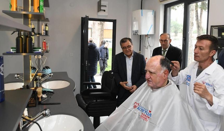 Berberler Odası Başkanı da 'Halk Berber'den yana