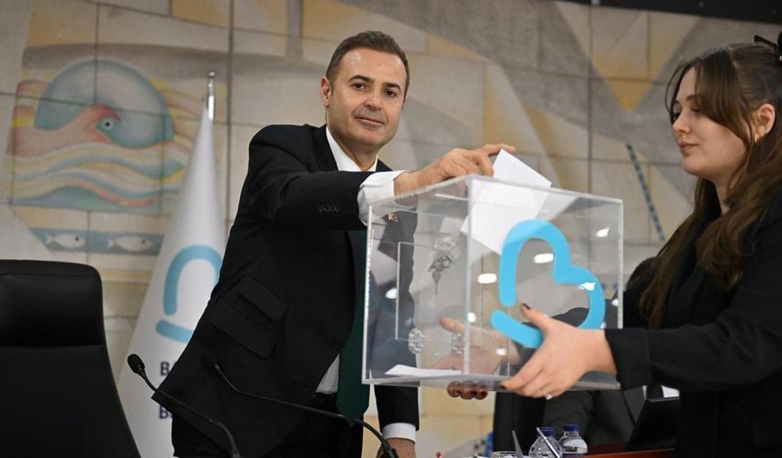 Büyükşehir Faaliyet Raporu oy çokluğuyla kabul edildi