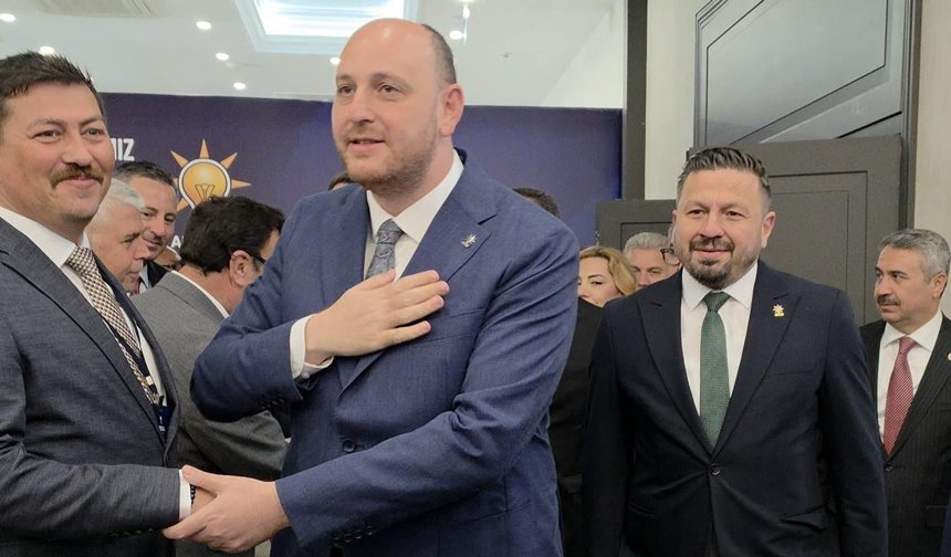 AK PARTİ KURMAYLARI AYVALIK’TA BULUŞTU