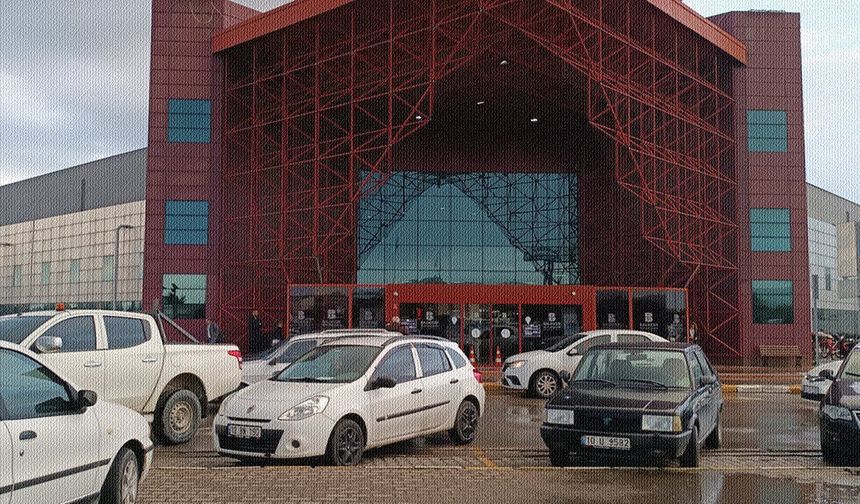 BALIKESİR TERMİNALDE OTOPARK SORUNU