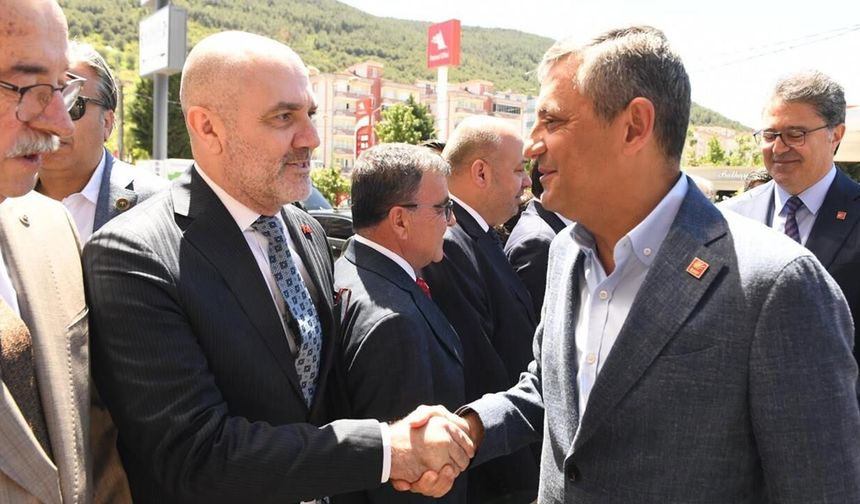 CHP'den istifa edip Yeni Partiye mi Geçecek? Sessizliğini bozdu